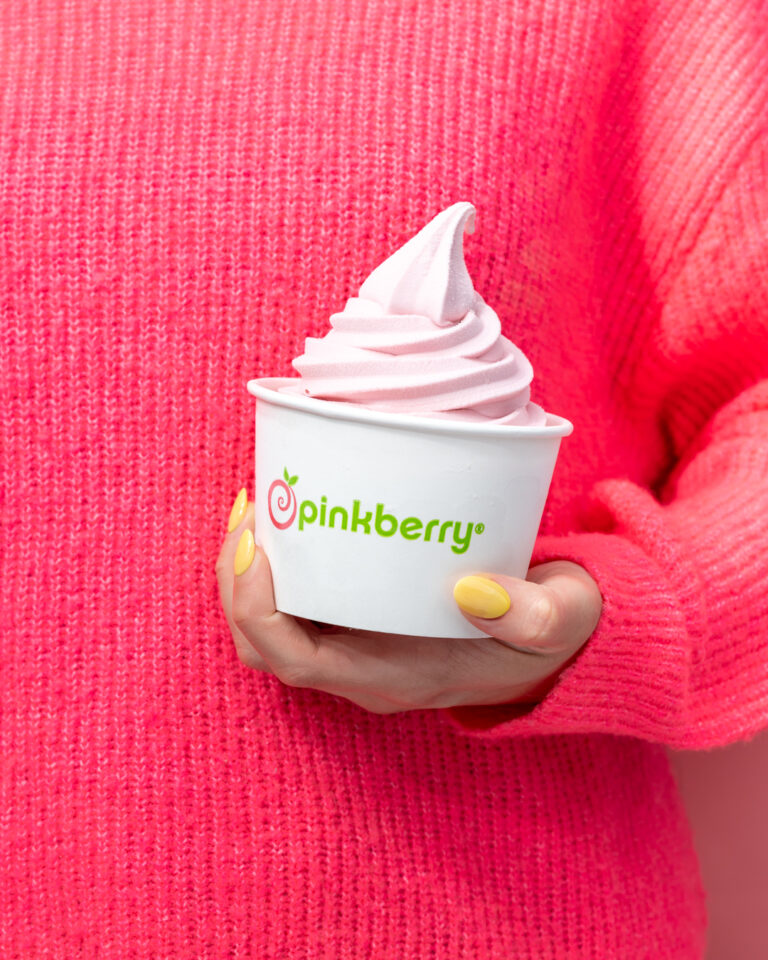 pinkberry strawberry yogurt